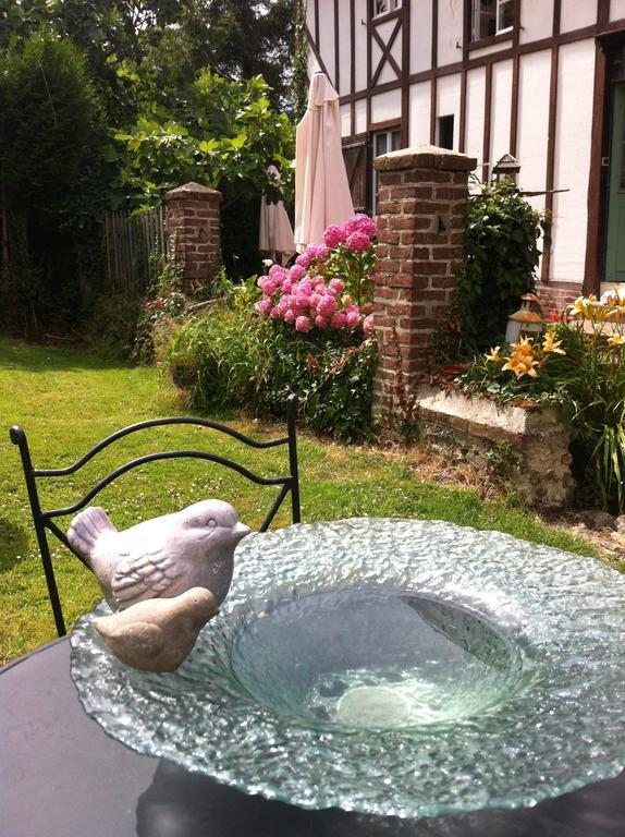 La Maison De La Plage - La Cerisaie Bed & Breakfast Honfleur Exterior photo