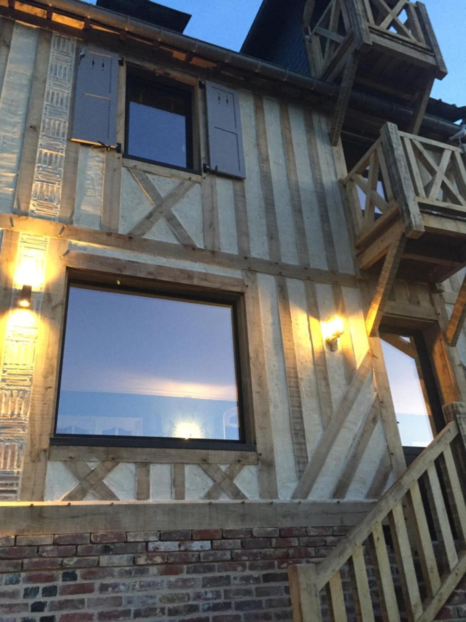 La Maison De La Plage - La Cerisaie Bed & Breakfast Honfleur Exterior photo