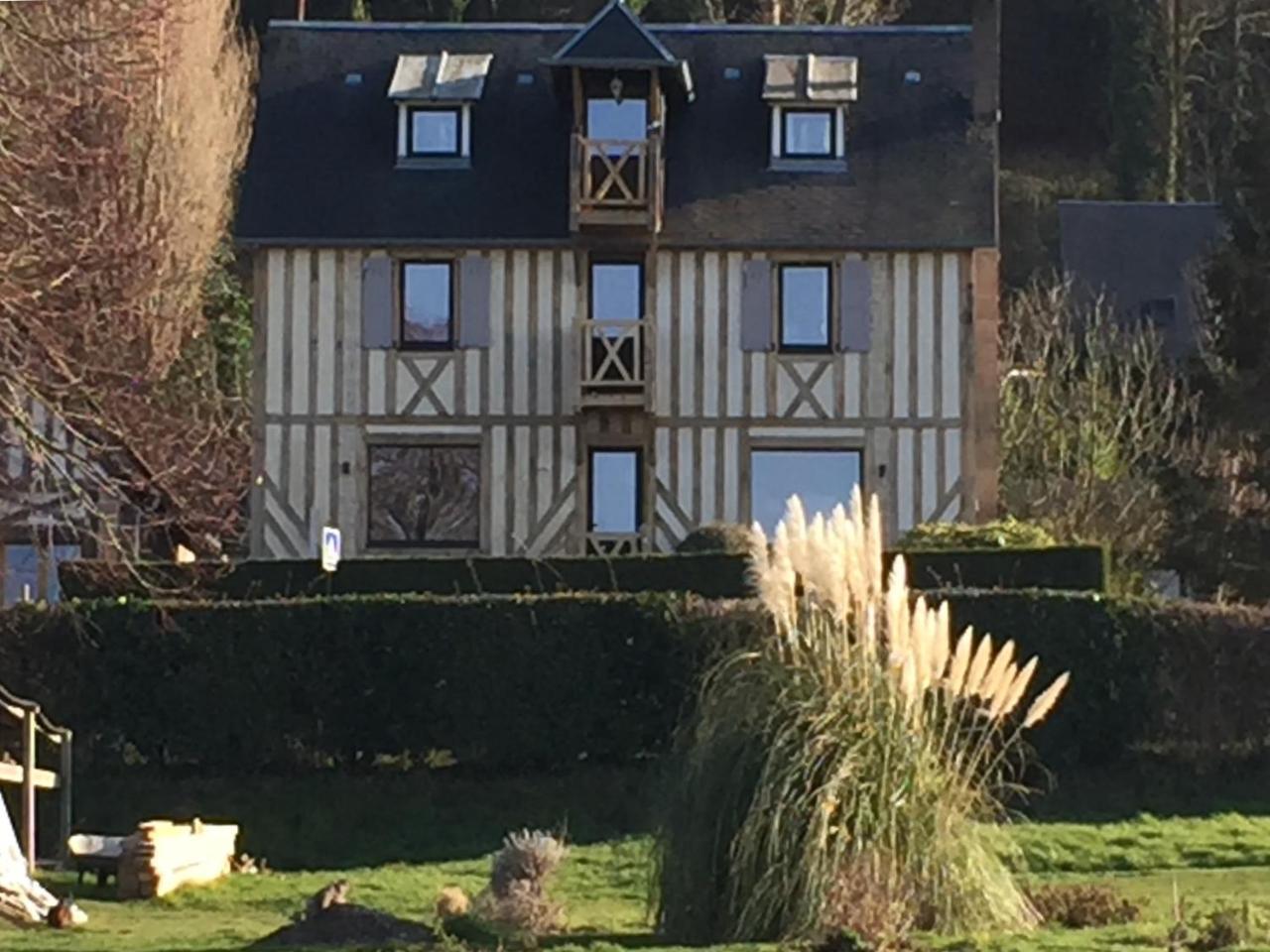 La Maison De La Plage - La Cerisaie Bed & Breakfast Honfleur Exterior photo